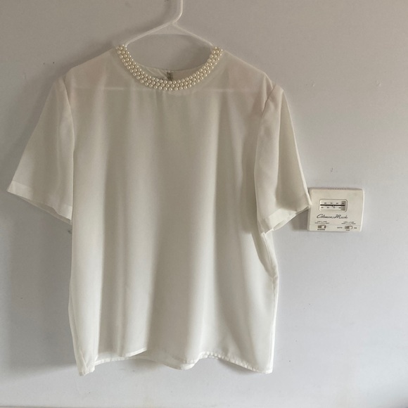 Cute Blouse - Picture 1 of 3